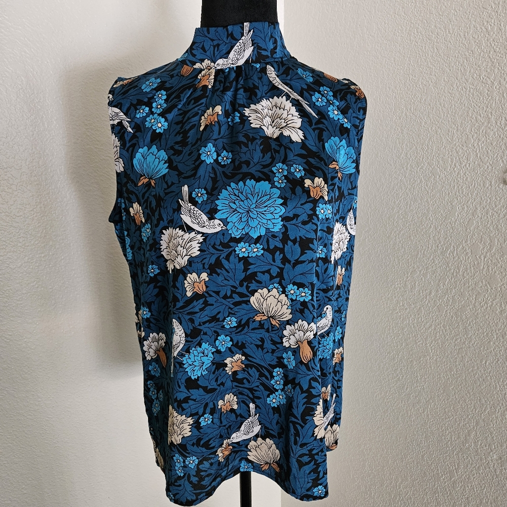 Floral Blue Sleeveless Top